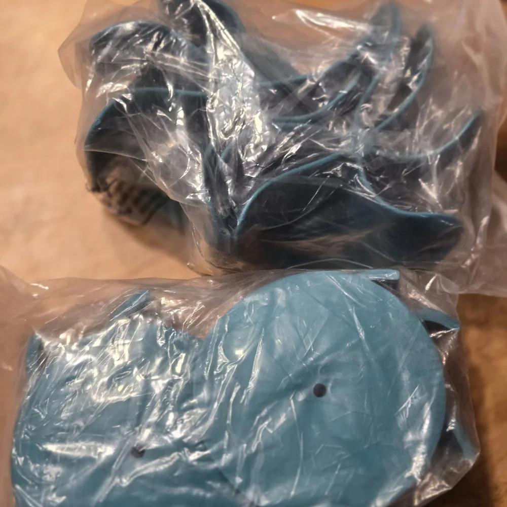 Set of 2 Dog Slow Feeders (2 Packs) – Blue – New